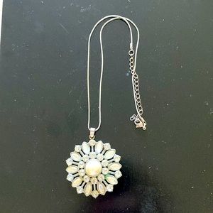 Womens handcrafted rhinestone and pearl pendant necklace